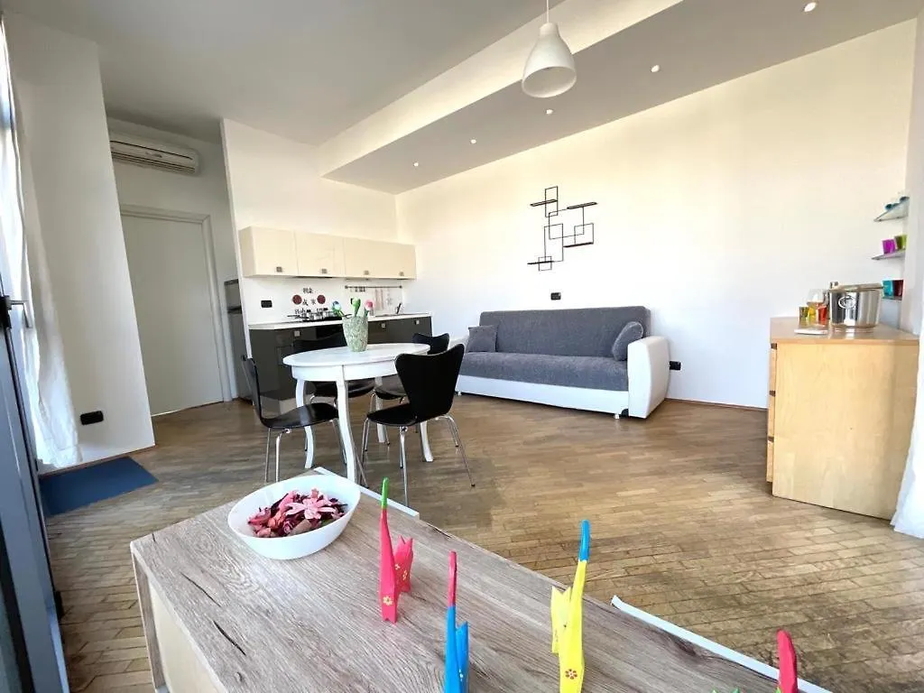 Navigli Wonderful Apartments Milan